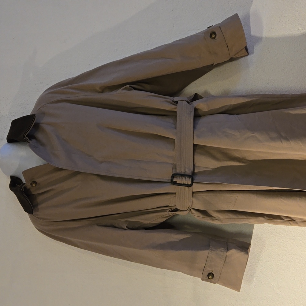 *C11 - VTG RALPH LAUREN SZ. 44R BEIGE TRENCH COAT